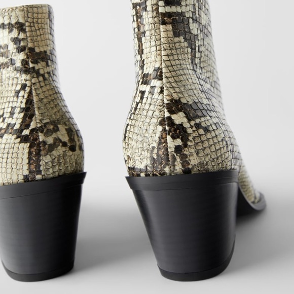 Zara Animal Print Heeled V-Vamp Cowboy Ankle Boots - Picture 2 of 6